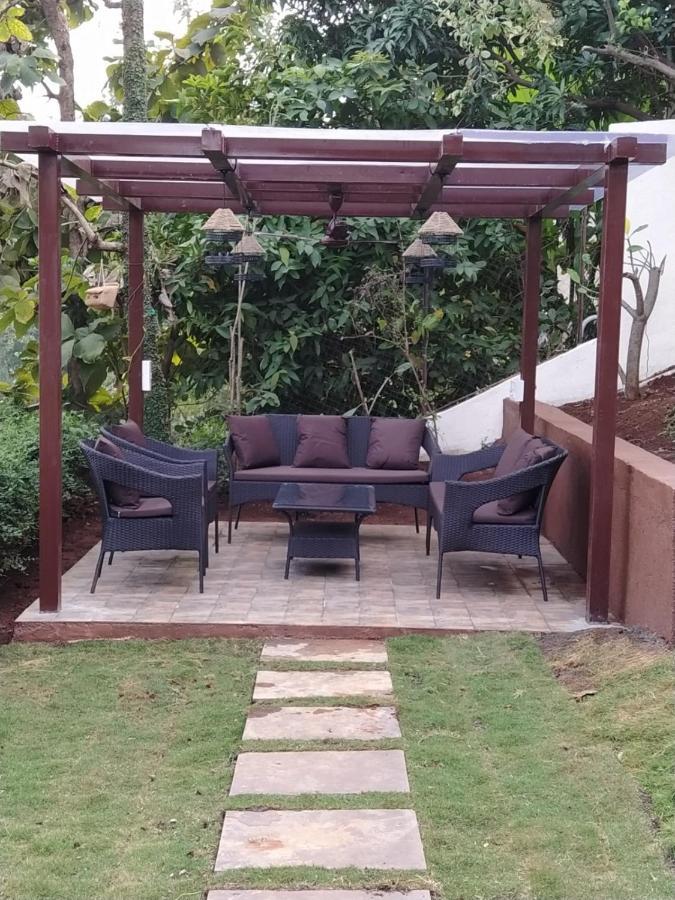 Karjat Villa Exterior foto
